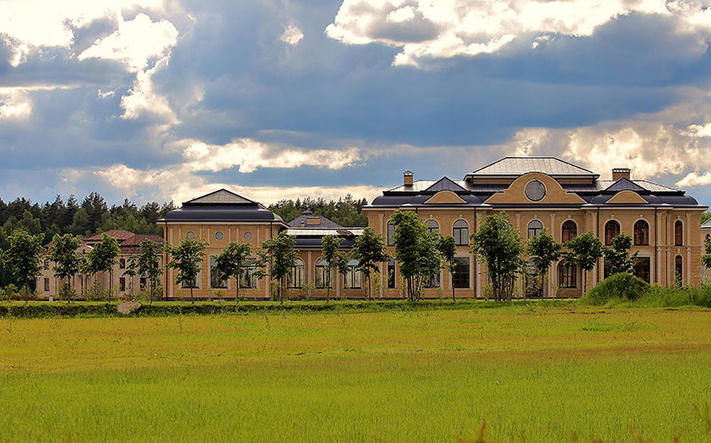 Жизнь в Château Souverain